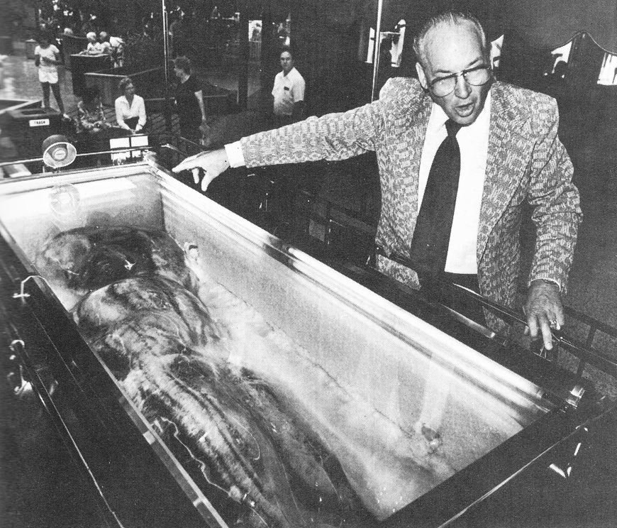 Frank Hansen with the Iceman, Credit: Costello 1984.