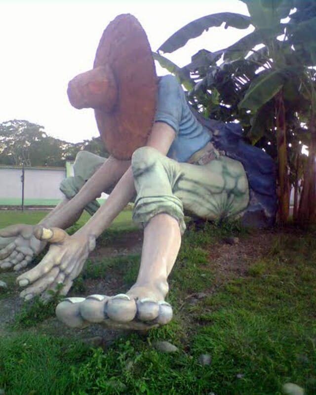Monumento al espanto o fantasma “El Silbón” en la localidad de Cabrestero, Guanare Estado Portuguesa en Venezuela.